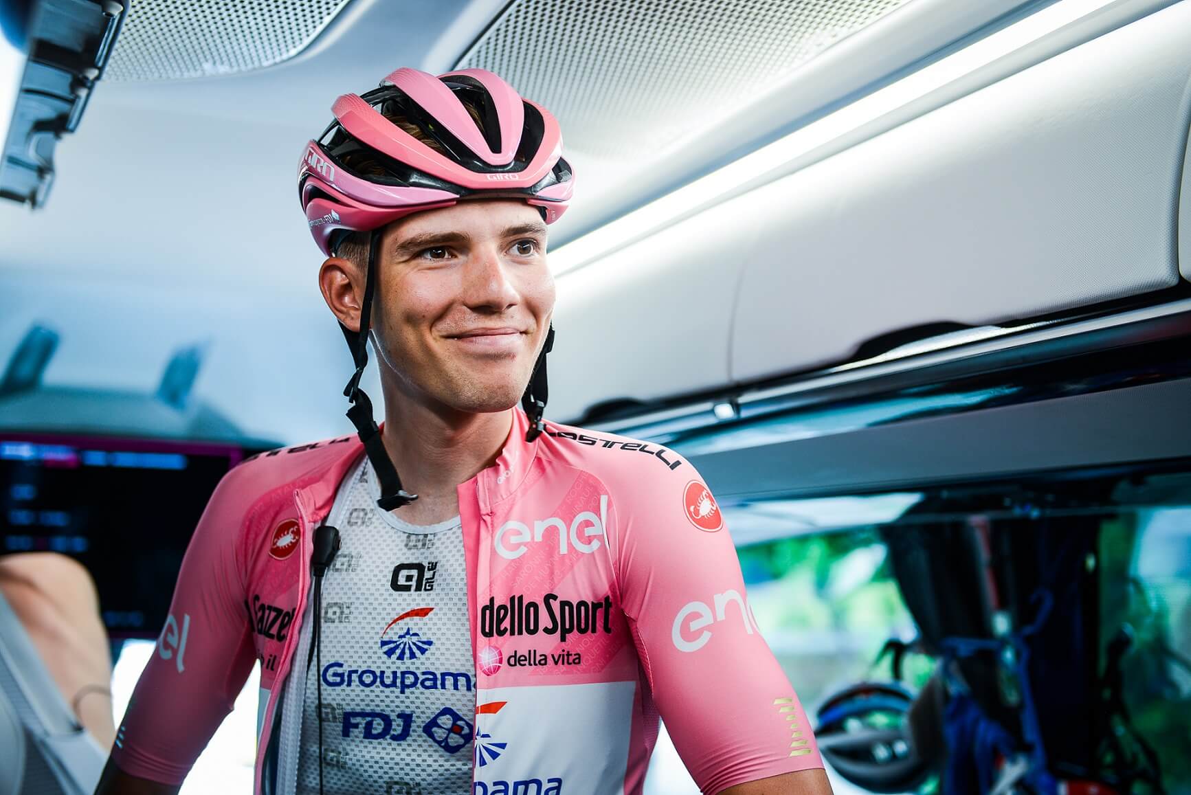 Valter Attila A Giro D Italia Magyar Sztarja Onbrands Ertek Alapon