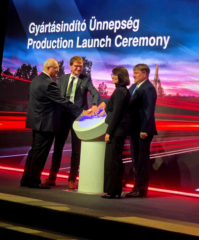 Magna gyártóüzem elindítása