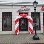 HAMAROSAN AZ ÖSSZES MAGYAR PIZZA HUT ÉTTEREM ÁTALAKUL